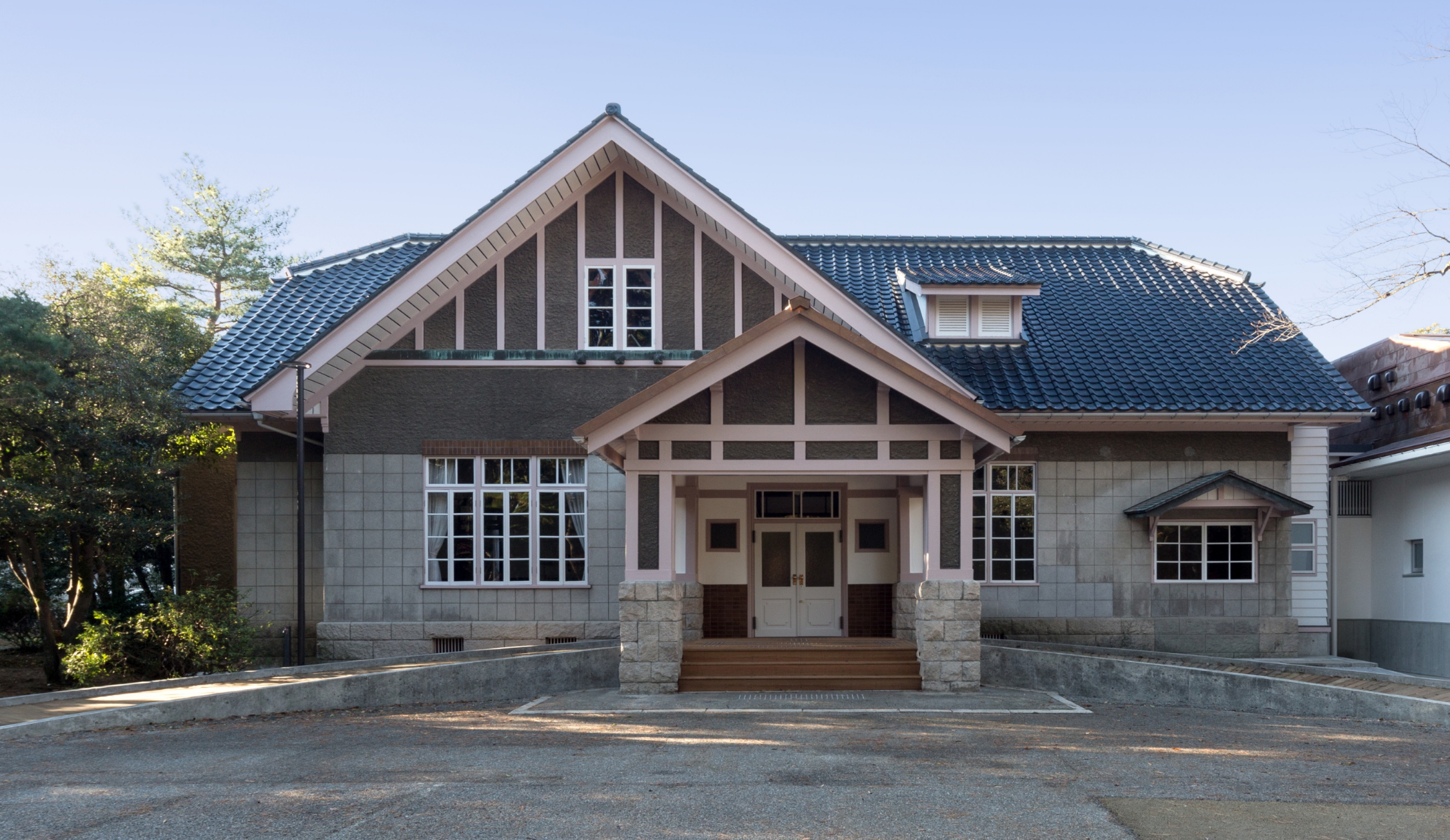 石川県立美術館 広坂別館（2015年11月竣工）